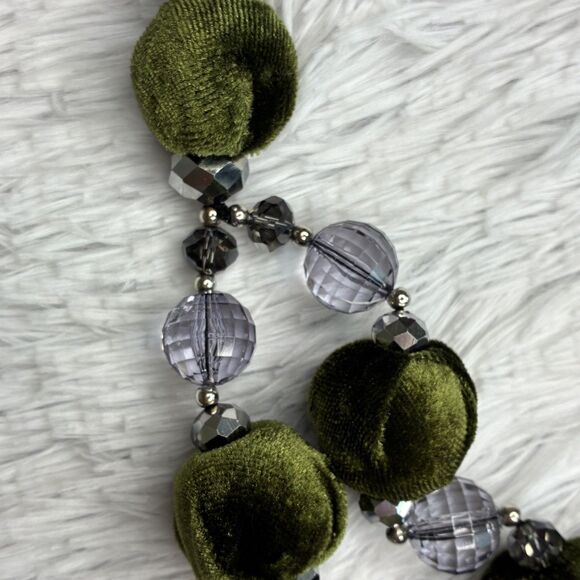 Plunder Design "Evergreen" Necklace Women’s Jewelry Velvet Holiday - Picture 5 of 8